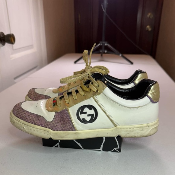 Gucci snake and leather sneakers. "5th Ave Edition"
Sz 9.5 G / / US 10.5 Exotic - Picture 10 of 13